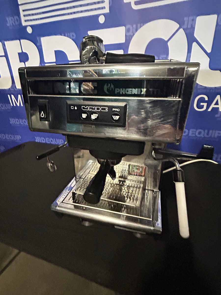 Machine Esspreso UNIC