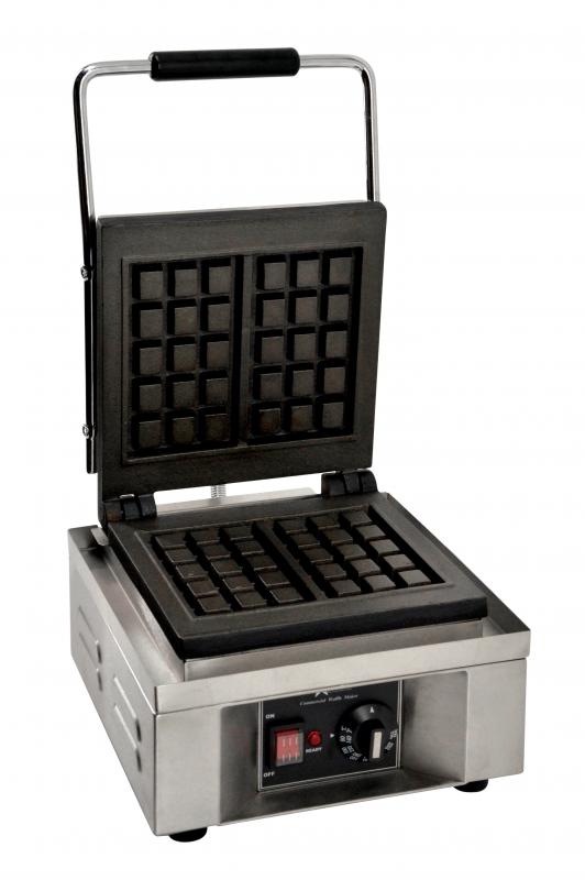 WAFFLE MAKER