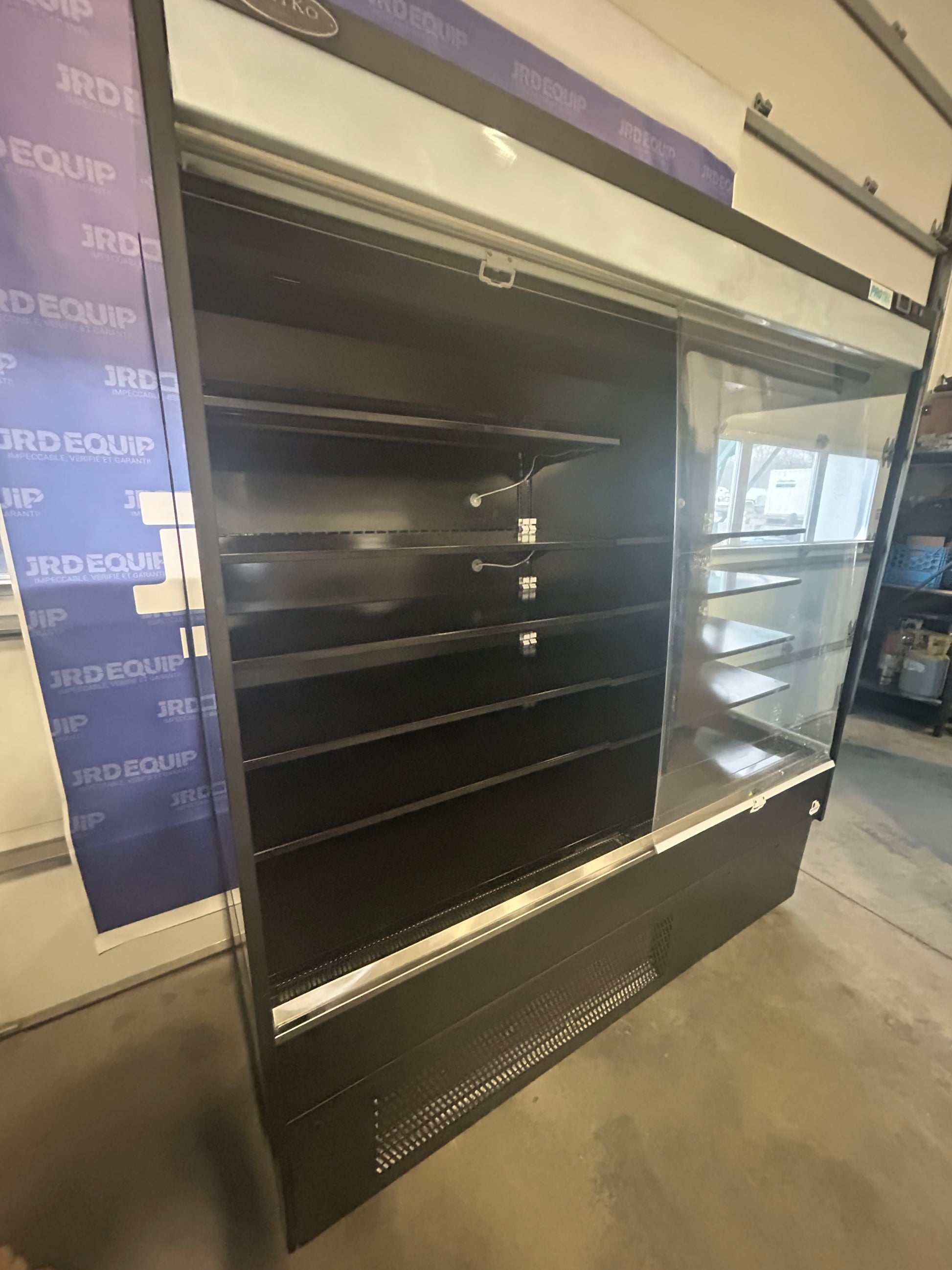 Réfrigérateur Grab&Go 6 pieds