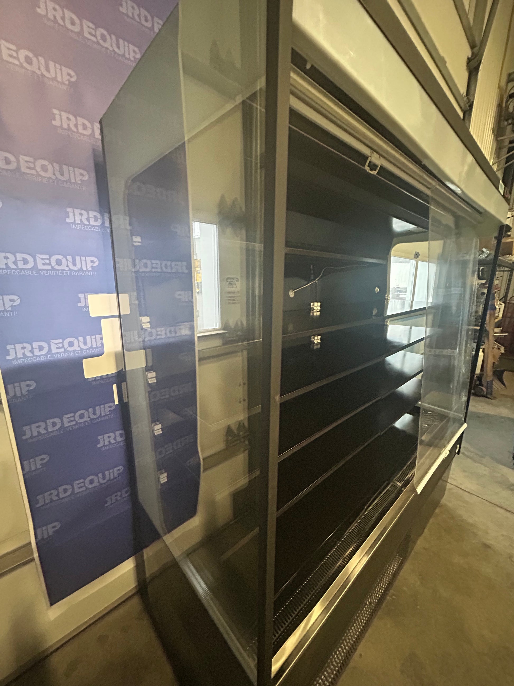 Réfrigérateur Grab&Go 6 pieds