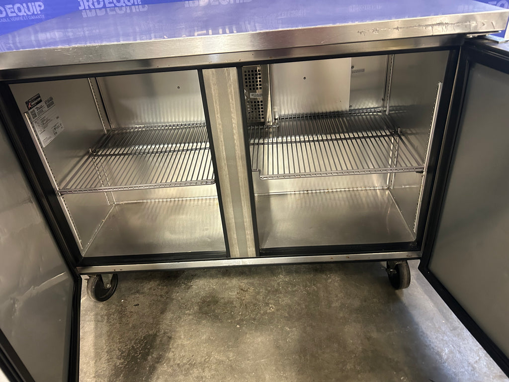 Réfrigérateur True deux portes stainless